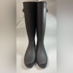 Hunter boots, NWT, size 9